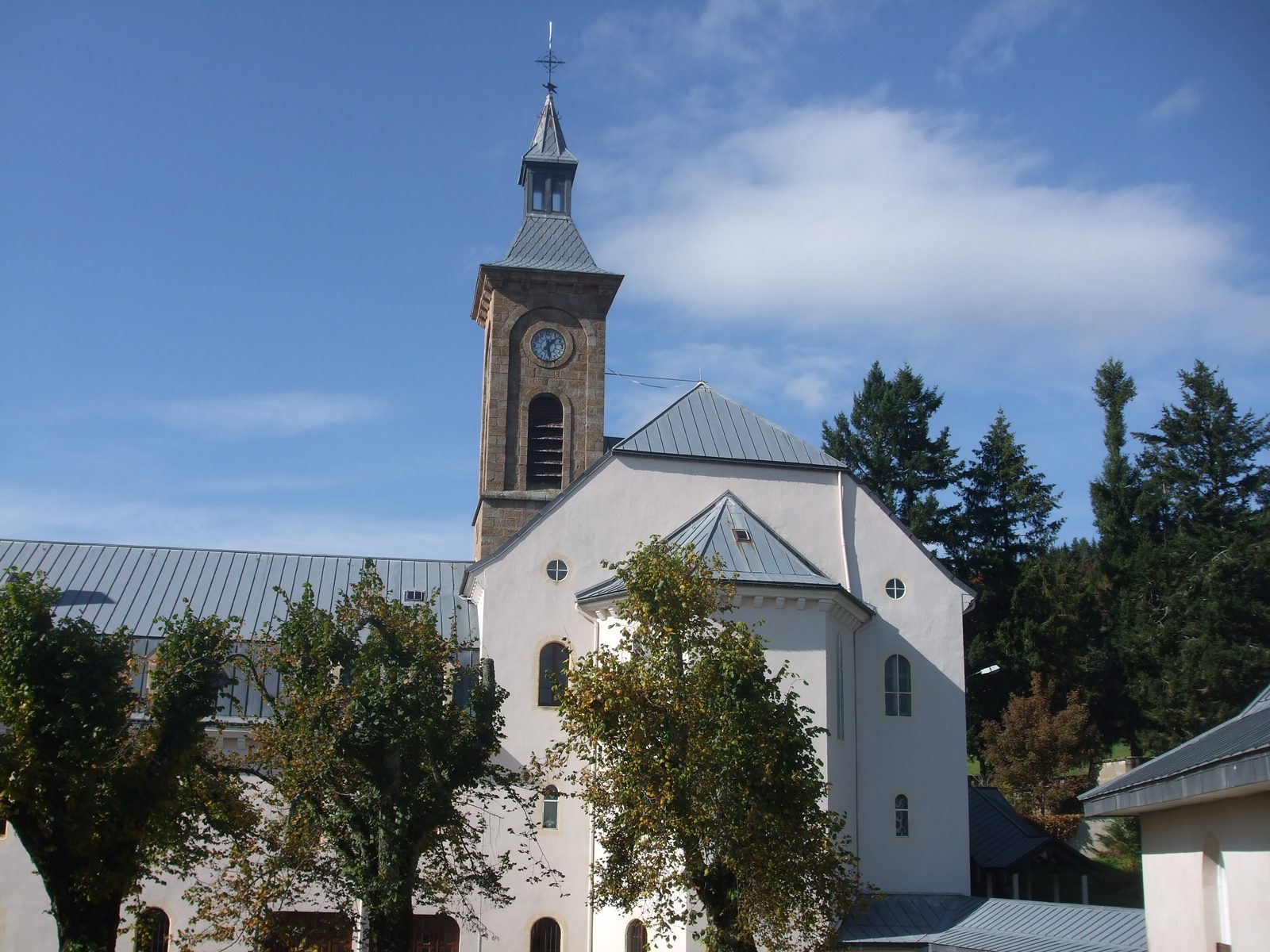 Abbaye Notre-Dame des Neiges, près de La Bastide-Puylaurent